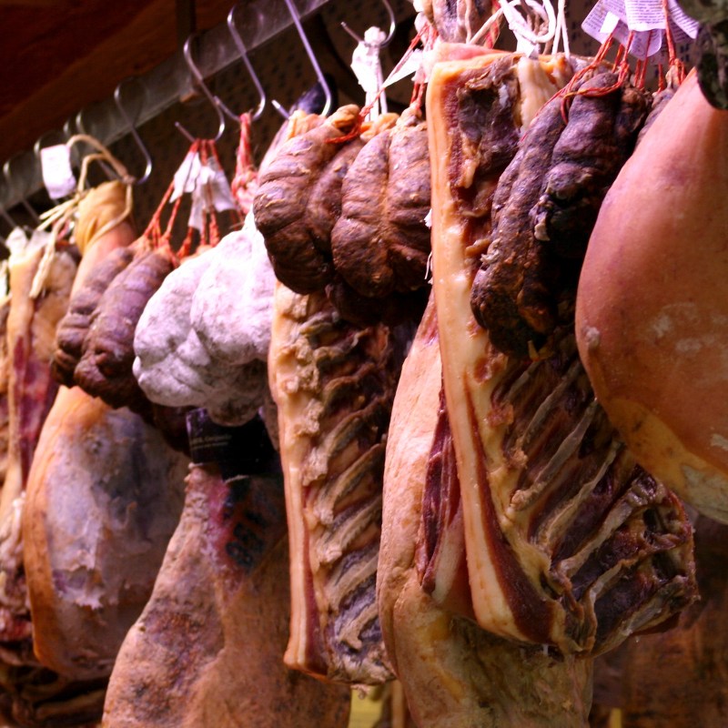 Basque hams