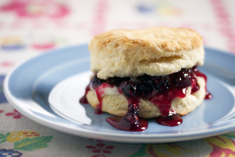 Biscuit and jam