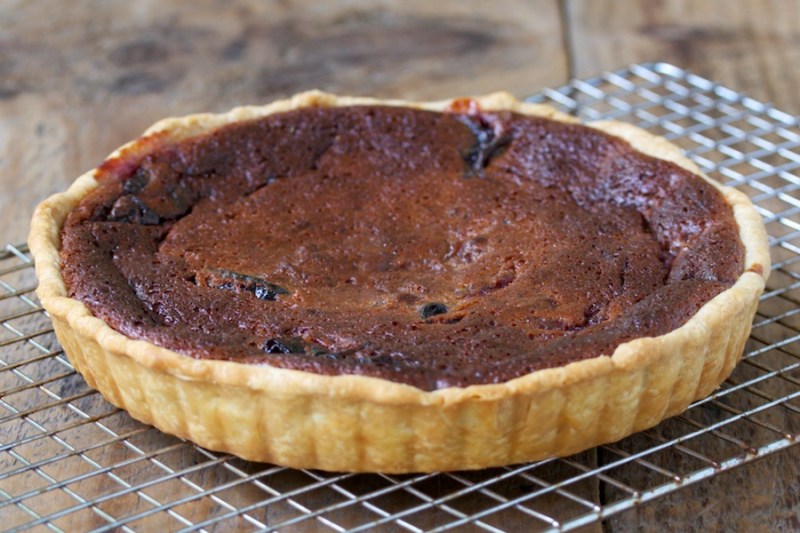Damson plum pie