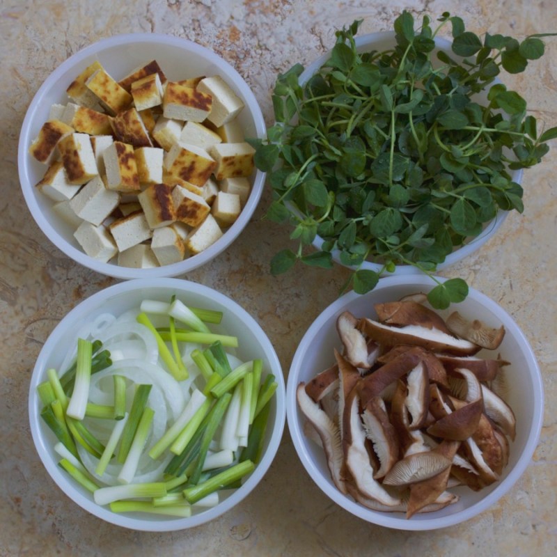 Sukiyaki ingredients